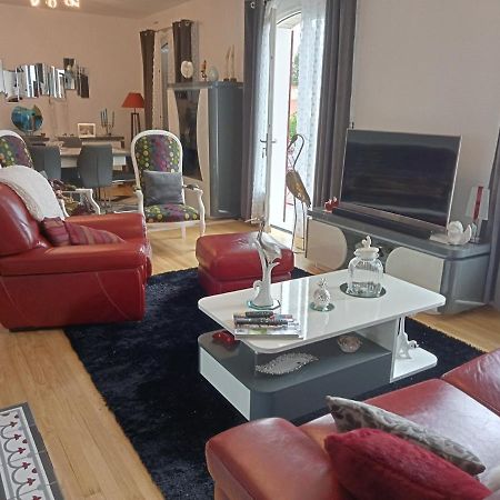 Chambre Privative Avec Salle D'Eau Chasseneuil-sur-Bonnieure Εξωτερικό φωτογραφία